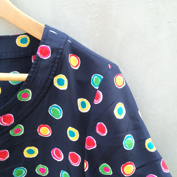 Spot me! | Vintage 1980s dark blue cropped top with Colorful Polka Dots