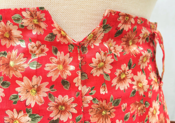 SALE ! |  Sunshine Daisy | Vintage 1980s striped yellow Daisies Red tiered Floral Swing Skirt