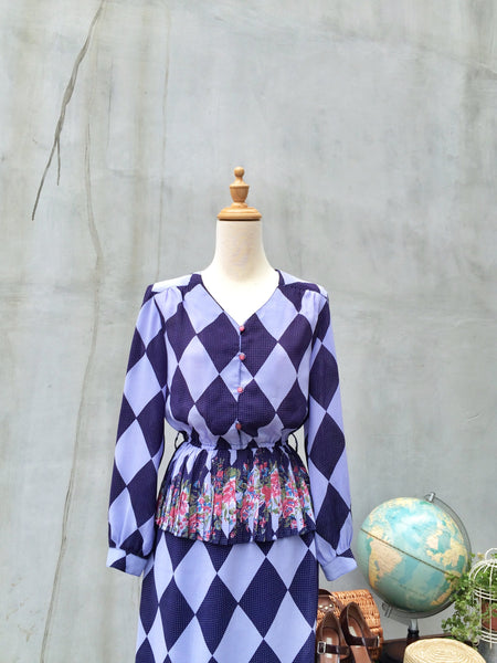 SALE ! |  Harlequin Dreams | Vintage 1970s diamond print rose peplum pleated secretary dress