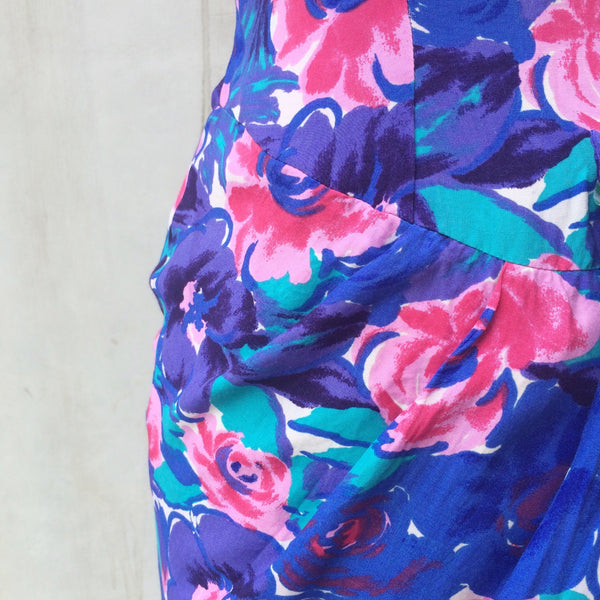 Date Night Corsage | Vintage 1980s-does-1950s Bright Pink and Cobalt Blue Wiggle Dress