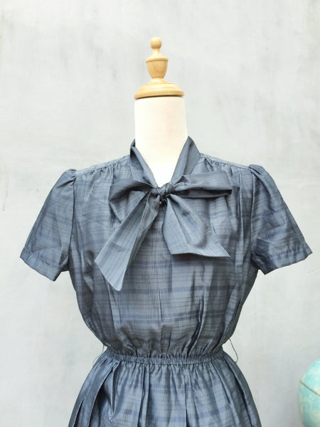 Take a Bow | Vintage 1950s Silk? grey Pussy bow Secretary Mid-Century Dress