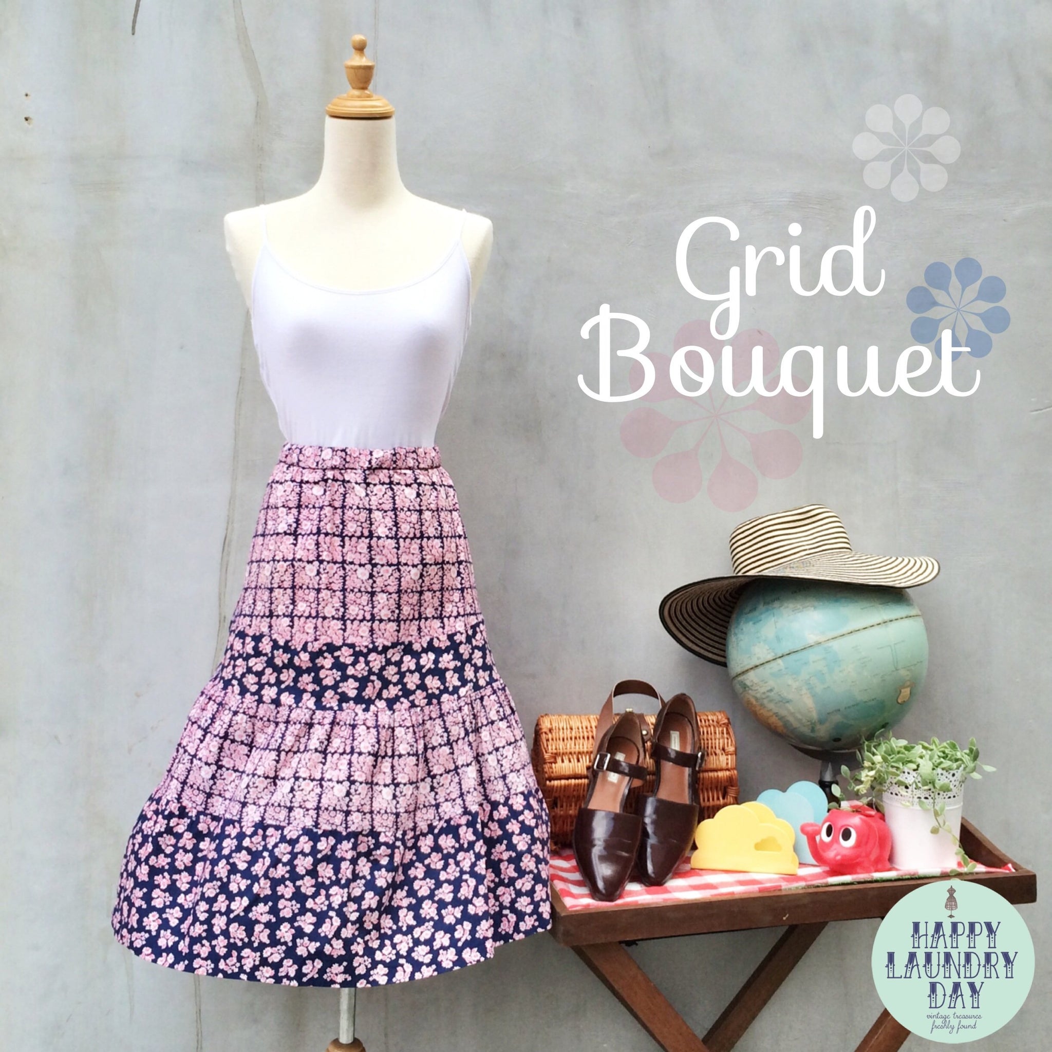 Sale | Grid Bouquet | Vintage 1960s tiered Flare floral print Dark blue & Pink Skirt