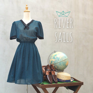River Sails | Vintage 1970s cute Nautical sailor dress | Oxford boating dreams