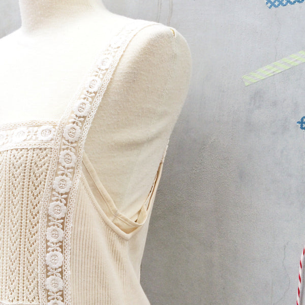 Knitting Hottie | Vintage 1960s crotchet cream knit sundress with POCKETS!