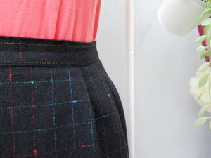 Dotted Line | Vintage 1950s 1960s Wiggle skirt Wool blend Colored grid lines Pencil Skirt