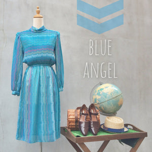 Blue Angel | Rare 70s Mint vintage holographic Pleated Dress