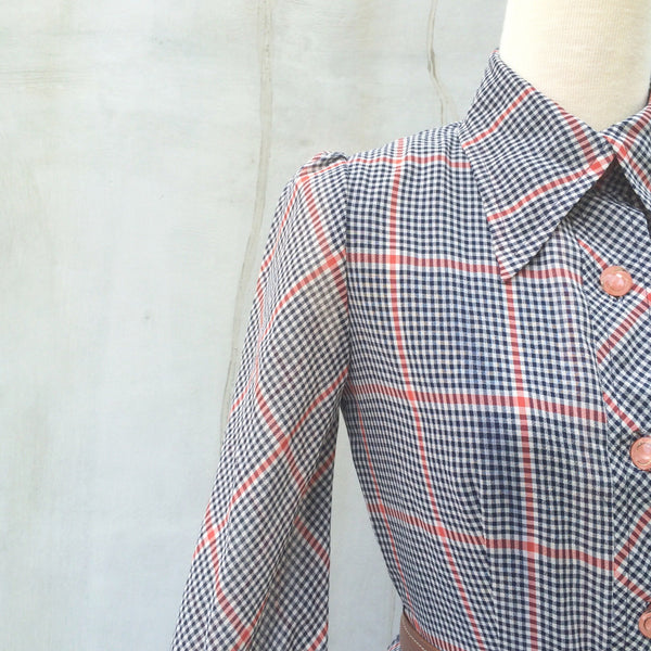 Twinkle Peach | Vintage 1930s long sleeve Dropwaist fitted hips Shirtwaist dress