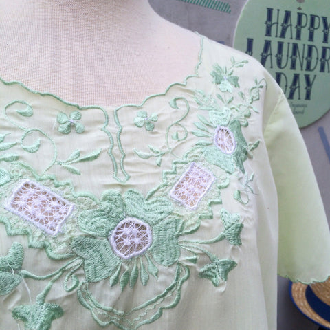 Green Goodness | Vintage 1970s hippie bohemian chic Pastel green mint Embroidered Mexican Blouse top