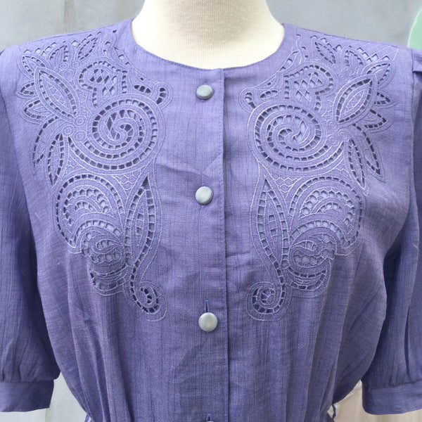 Lavender Lavish | Vintage 1950s Easy day dress with Embroidered details