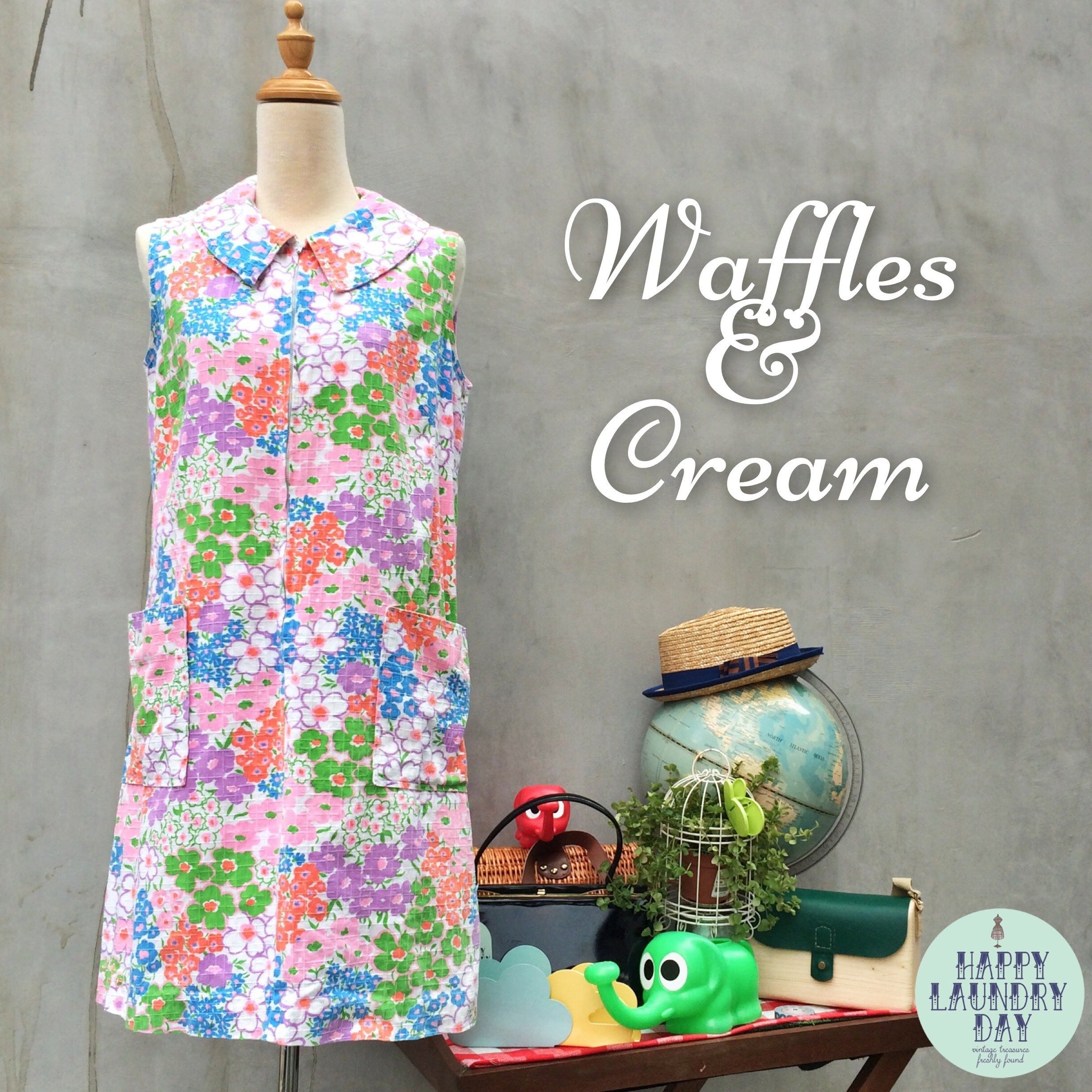 Waffles and Cream | Vintage 1960s romper style Short Twiggy Mod Retro Mini Dress