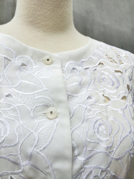 SALE ! |  Melrose | Vintage 1970s embroidered Rose cut-outs neckline White office work blouse | Soft vintage white blouse