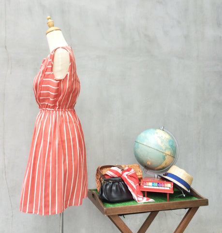 Peachy Sails | Vintage flirty 1980s striped dress in Peach Pink