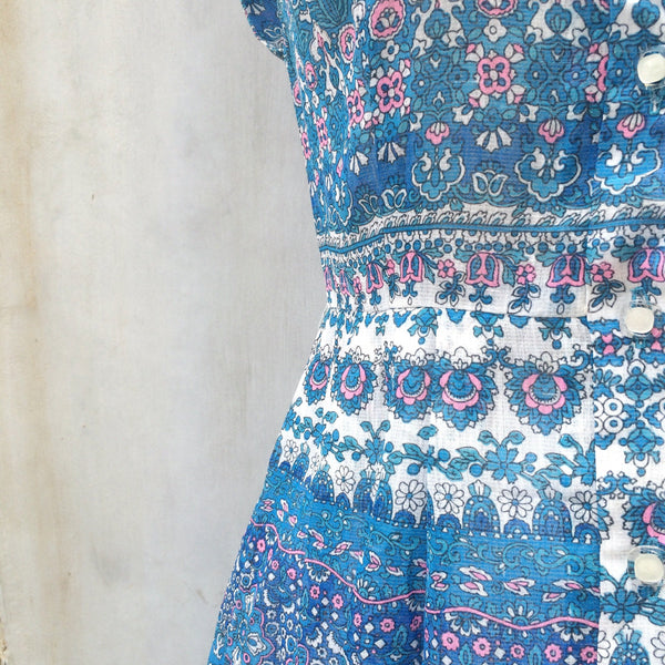 Ethnic in the City | Vintage 1960s Paisley print Pink and Blue Printed Sleeveless Shift Dress