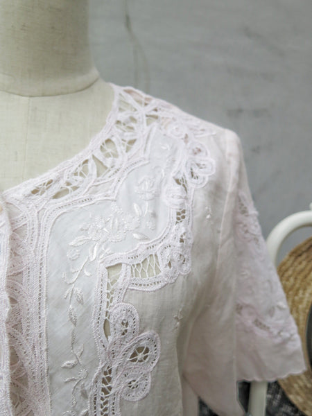 Light and light | Vintage 1960s 1970s Pernakan-style Hand embroidered Vintage Linen Blouse Jacket