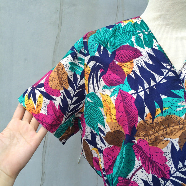 Colorayons | Vintage 1980s fun happy summer Jungle Tropical print pseudo wrap dress