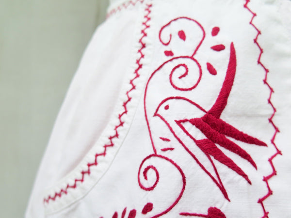 Love birds | Vintage 1960s 1970s mexican embroidered bird print white skirt