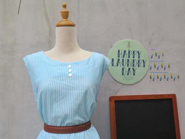 Hello Collar! | PLUS SIZE Vintage 1950s 1960s Cheesecloth Blue white stripes Faux Peter Pan Collar Shift Dress