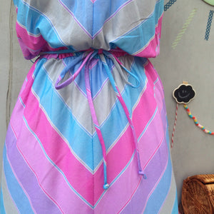 Rainbows & Unicorns | Vintage 1980s Pastel Chevron rainbow stripes Jersey cotton-mix dress