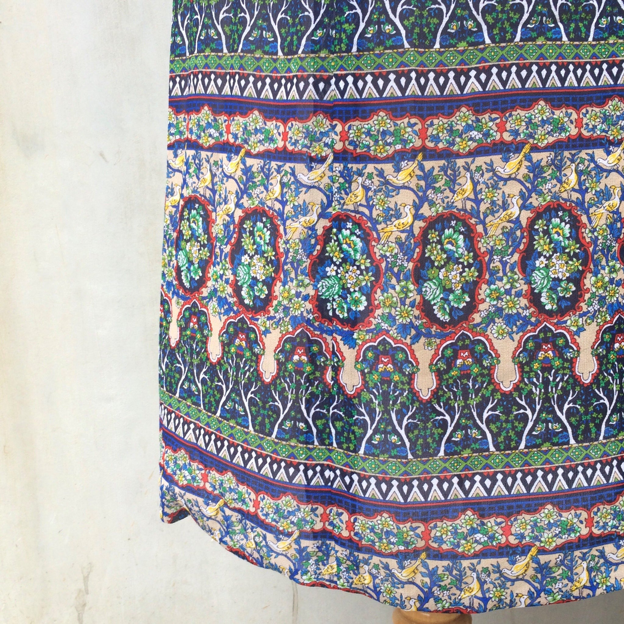 Vintage 1960s 1970s Indian ethnic print Midi skirt with Trees and Ornate Print