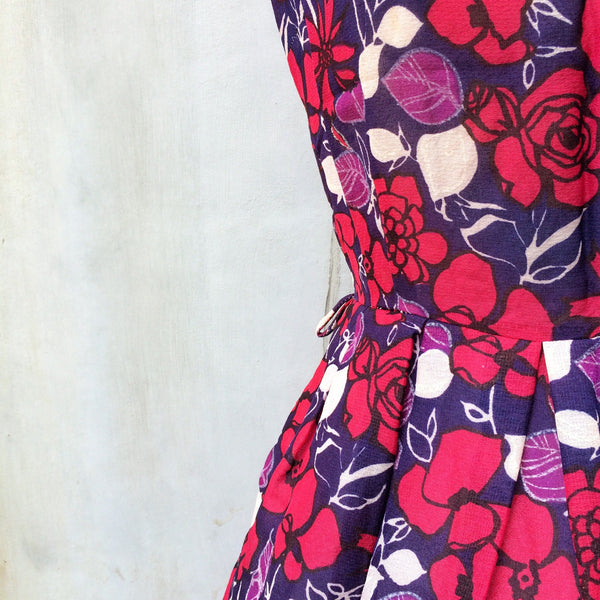 Roses are Red | Vintage 1980s does 1950s Red rose Floral print Flirty Day Dress