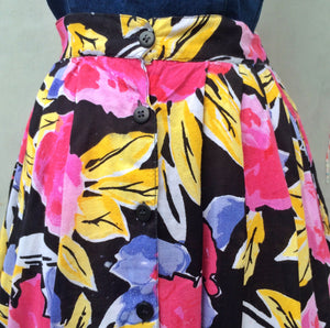 SALE ! | Loosely Gathered | Vintage 1980s happy pink autumn foliage Floral skirt