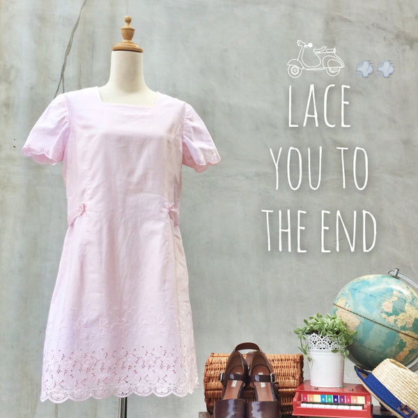 SALE! |  Lace to the end | Vintage 1960s mod shift Tent dress in Pink | Embroidered scallop hem dress
