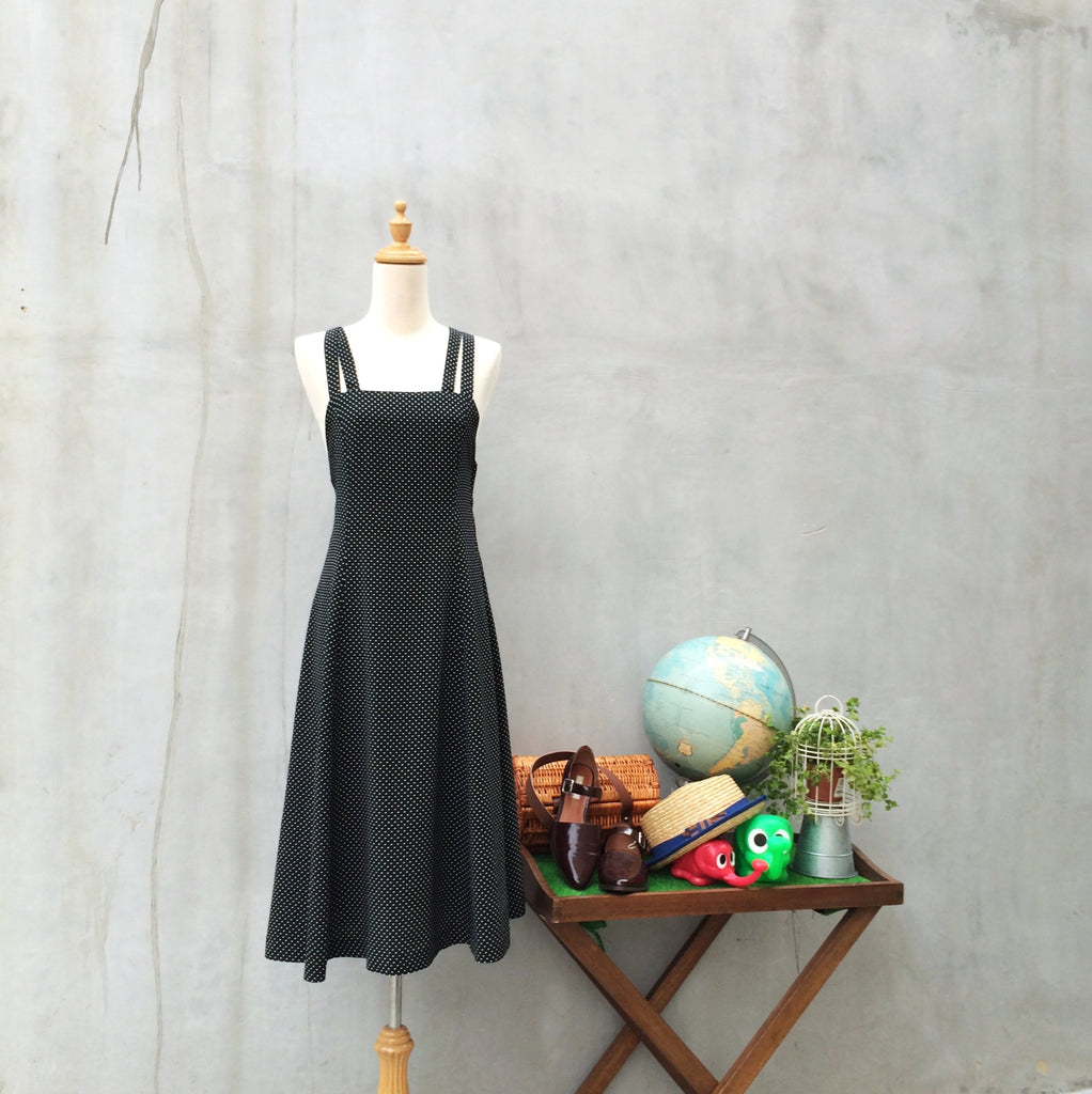 Dorothy | Vintage 1980s 1990s grunge punk rock jumper dress with criss Happy Laundry Day Vintage Dorothy | Vintage 1980s 1990s grunge punk rock jumper dress with criss Happy Laundry Day Vintage