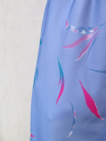 Feather Heather | Vintage 1960s 1970s blue grey abstract feather floral print Short Sleeveless Dress